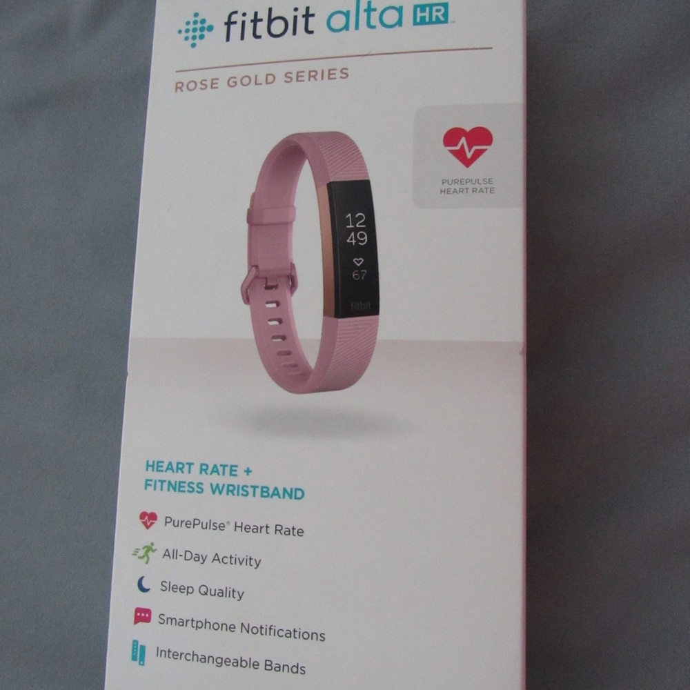 ROSE GOLD FIBIT ALTA // RARE